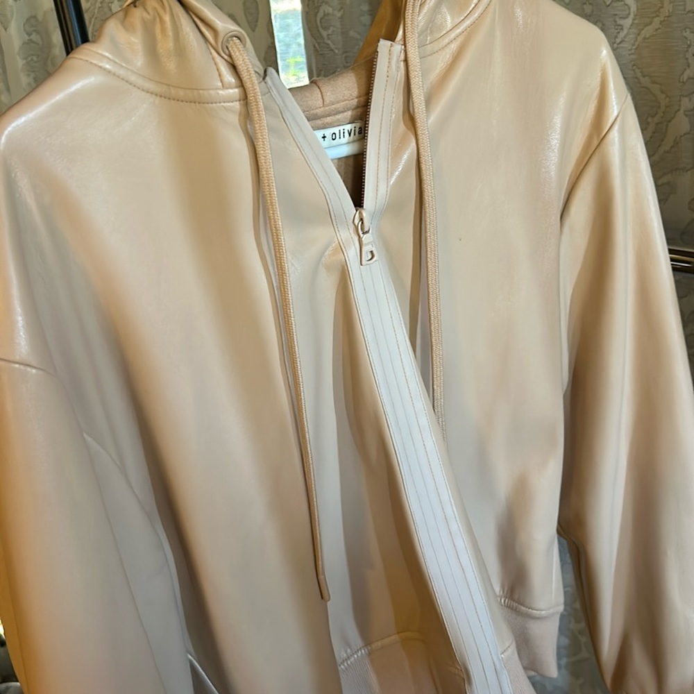 Alice +Olivia Hoody-never worn